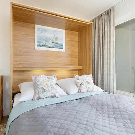 Strandhotel Nr 17 شقة